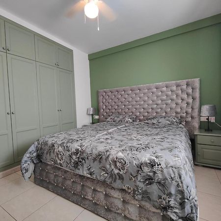 1 Bedroom Apartment In The Center Of 科斯塔卡莱塔 外观 照片
